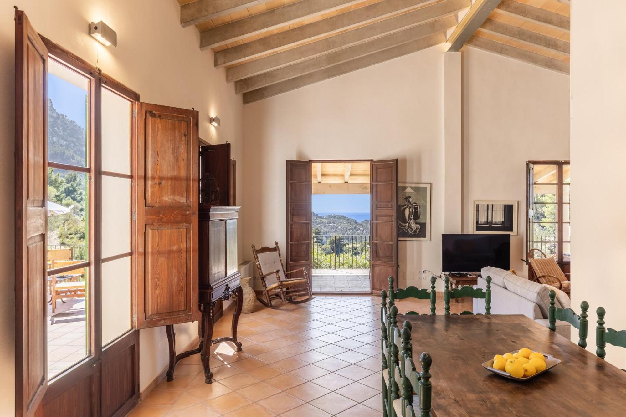 Son Llarg, Estallencs Villa